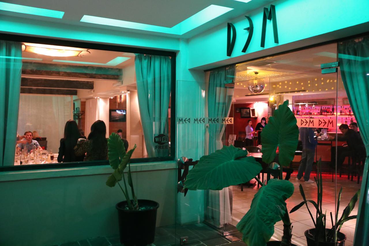 Dem Hotel Sukhumi Eksteriør billede